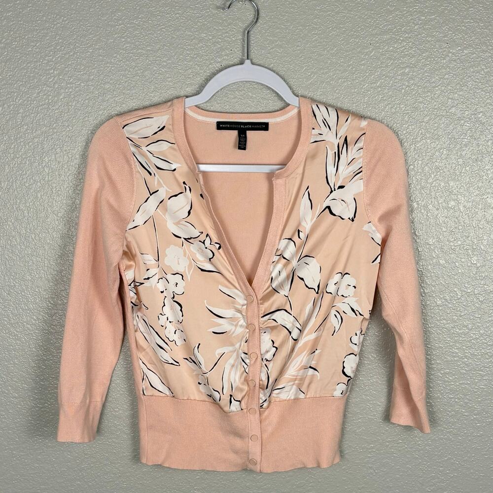 White House Black Market Women’s Size XS Light Pink White Floral Button Cardigan